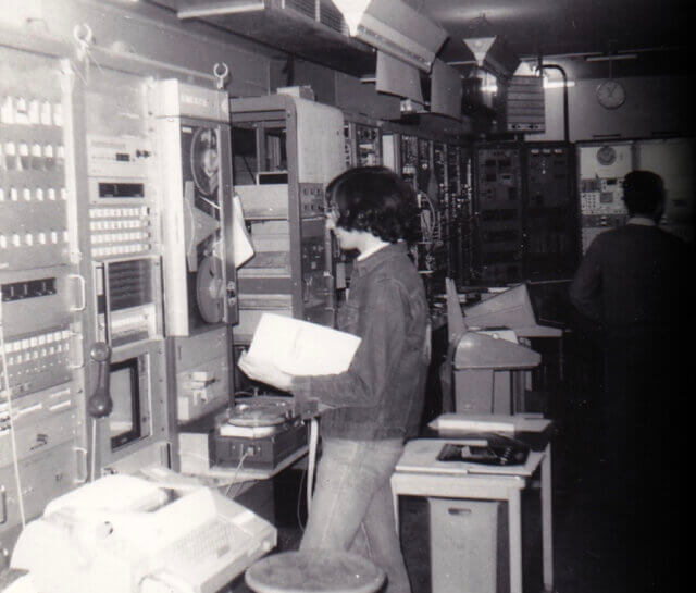 high-energy physics research: black and white photograph of Adrian Segar working at CERN in the 1970s